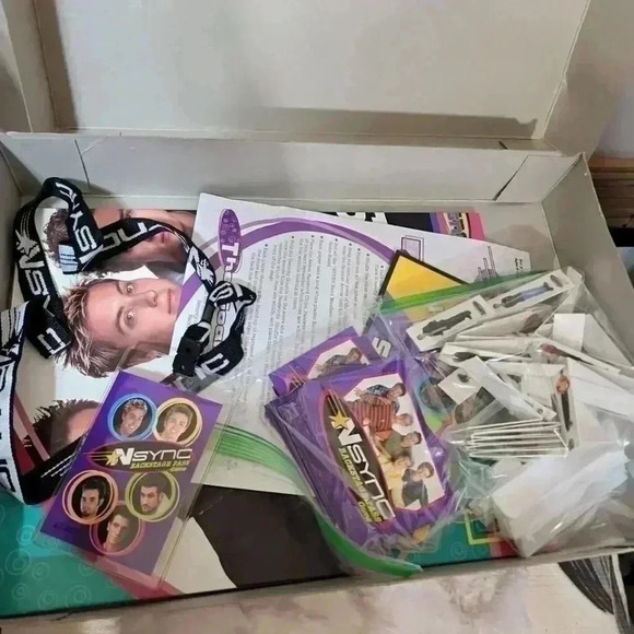 Y2k NSync Back Stage Pass Board Game - Picture 6 of 7